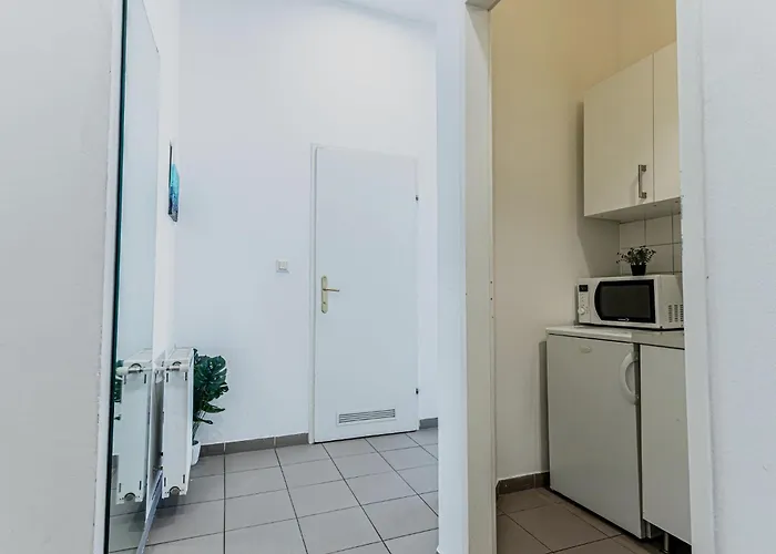 In The Heart Of Vienna, Amazing 2br With Wifi & Tv