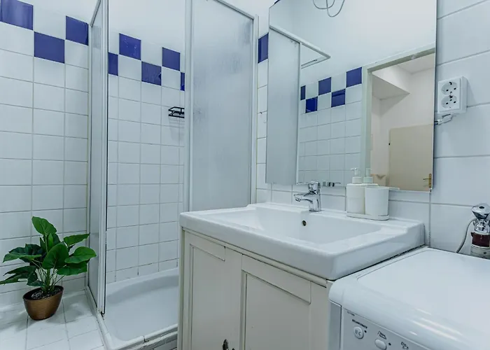 Apartment In The Heart Of Vienna, Amazing 2br With Wifi & Tv